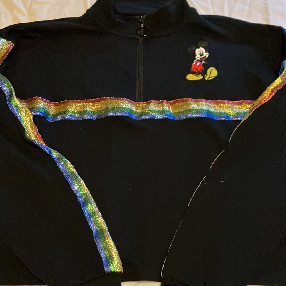 Disney Mickey top M